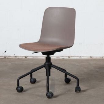 Weylandts Kazi desk chair offer