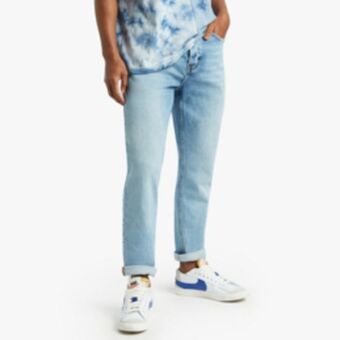 Markham Rj light blue tapered jean offer