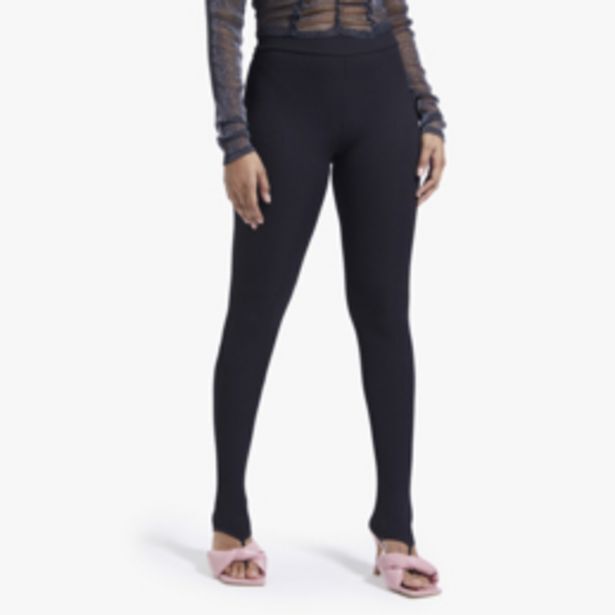 The FIX Women's black sleek stirrup leggings offer