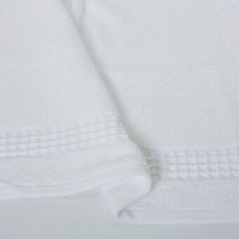 Deluxe waffle zero twist bath sheet