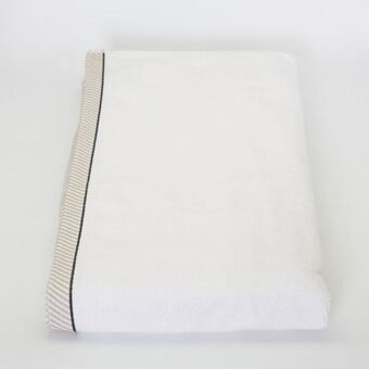 Whitehouse Cotton bay striped border bath sheet offer