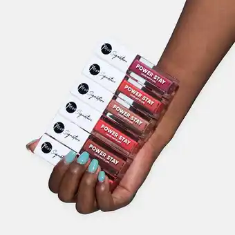 Signature Cosmetics Miss signature power stay lipgloss offer