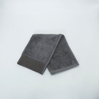 Whitehouse Royale luxe collection zero twist guest towel offer