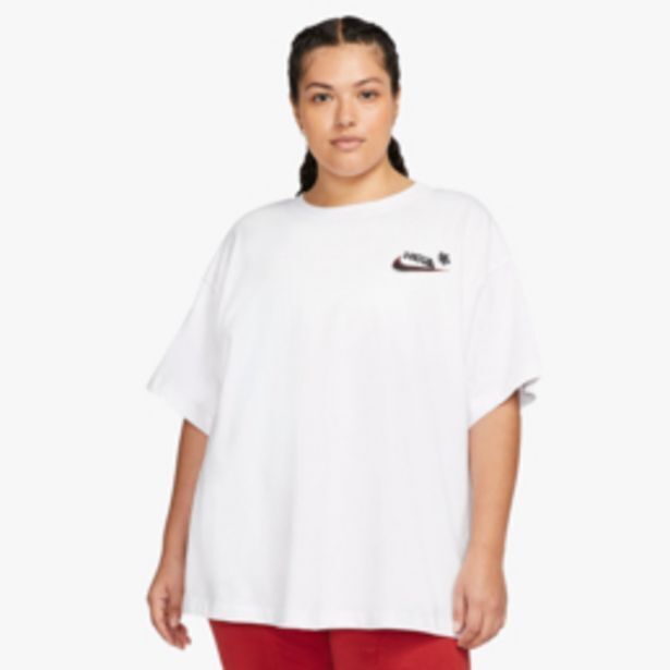 Nike women's nsw white t-shirt (plus size) offer at Sportscene