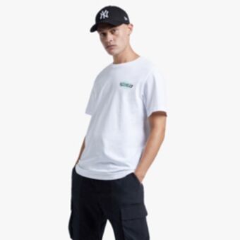 Sportscene Converse men's graphic white t-shirt offer
