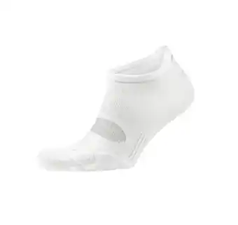 Falke hidden dry ladies white socks