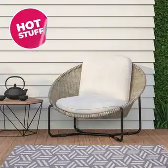 Indoor/outdoor recycled pitaya rug