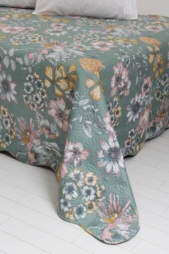 Sheet Street Polyester quilt offer