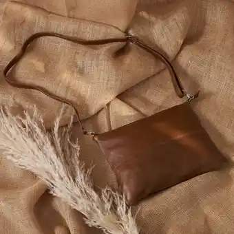 OneDayOnly Leather 2-in-1 clutch handbag offer