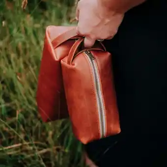 OneDayOnly Genuine leather toiletry bag offer