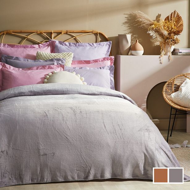 Zoya plush blanket offer at HomeChoice