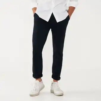 Men's slim fit active stretch chinos