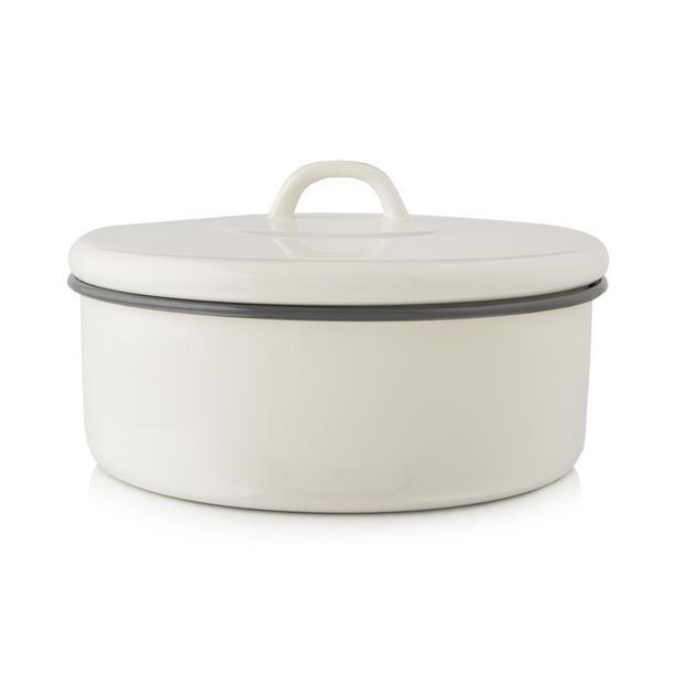 Enamel roaster pot offer at Woolworths