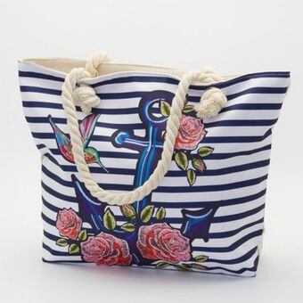 Whitehouse Anchor with roses beach bag offer