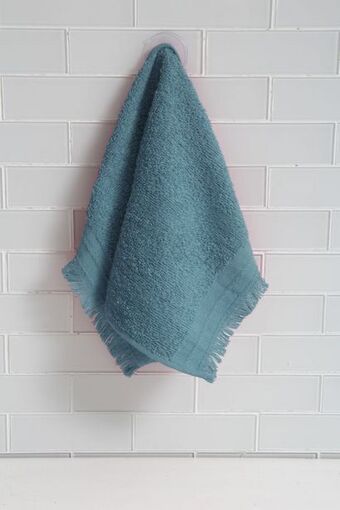 Sheet Street Fringe guest towel offer