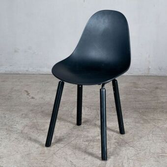 Weylandts Ta side chair offer