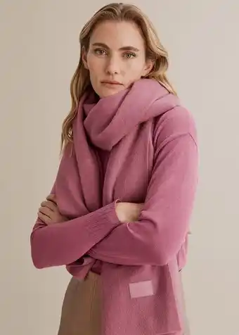 Woven wool scarf