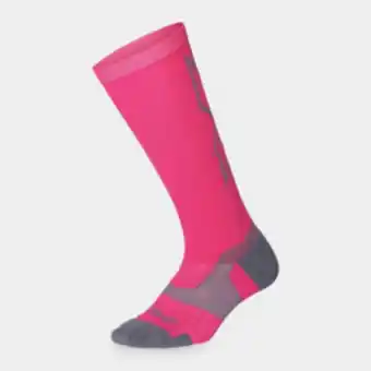 Totalsports 2xu vectr light cushion long hot pink/grey socks offer