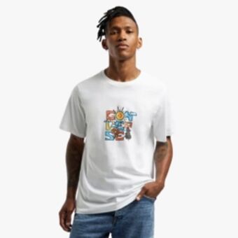 Sportscene Converse men's graphic white t-shirt offer