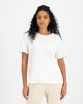 Rare earth aura basic tee