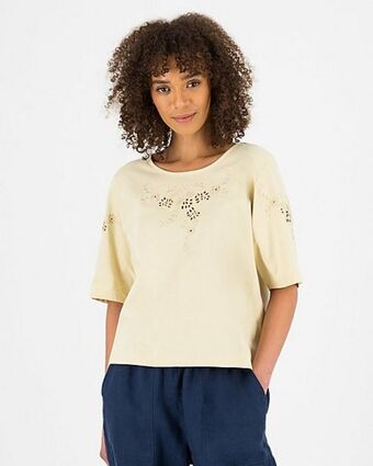 Rare earth hazel embroidered tee