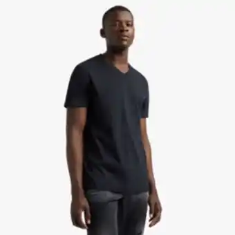 Markham Mkm black v-neck t-shirt offer