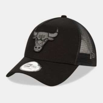 New era trucker 9forty chicago bulls black cap