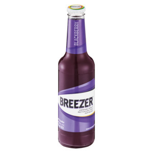 Bacardi breezer blackberry flavoured cooler bottle 275ml