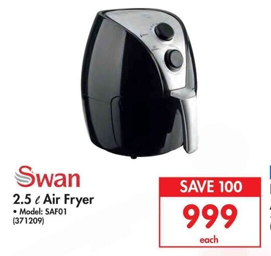 Swan 2.5L Air Fryer offer at Makro