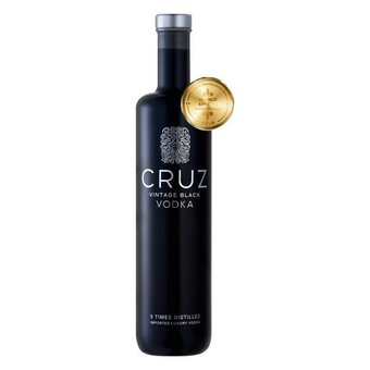 Cruz vintage black vodka 750ml
