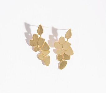 Rage Drop earrings offer