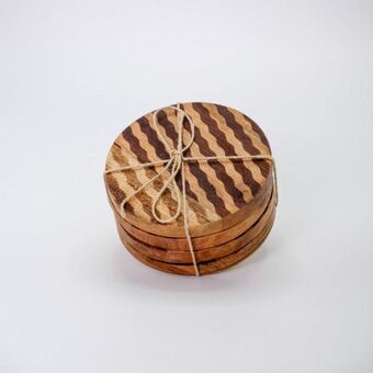 Wooden coasters - wave pattern