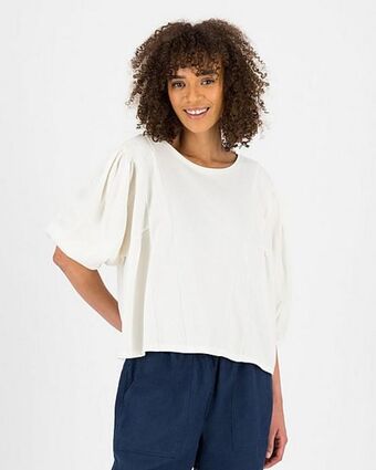 Rare earth women’s bella t-shirt