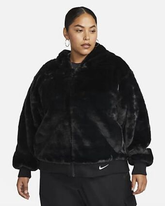 Nike sportswear essentials