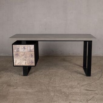 Weylandts Michael desk offer