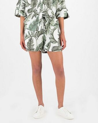 Cape Union Mart Rare earth women’s louise linen shorts offer