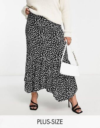 Qed london plus handkerchief hem tiered midi skirt in monochrome floral print