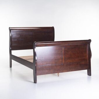 Louise bed