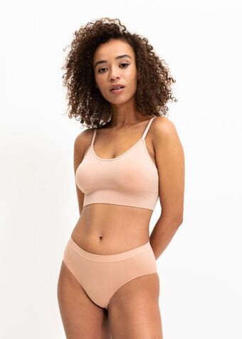 Strappy seamless bra top