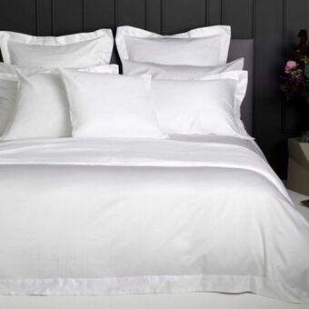 Whitehouse Whisper soft 500 thread count egyptian cotton sateen oxford white duvet cover set offer