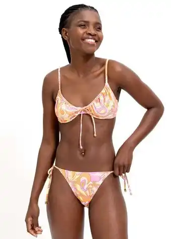 Side tie bikini bottoms