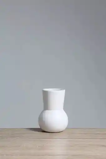 Sheet Street Jada decorative vase offer