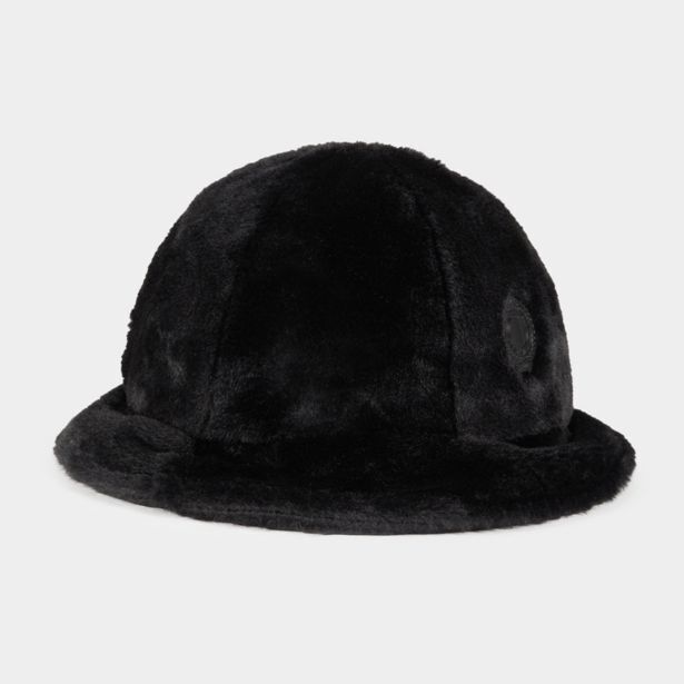 Fluffy badge bucket hat in black offer at Fabiani