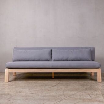 Ibiza 4 seater with light grey cushion