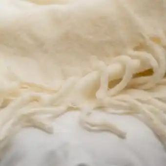 Wool acrylic throw - milk