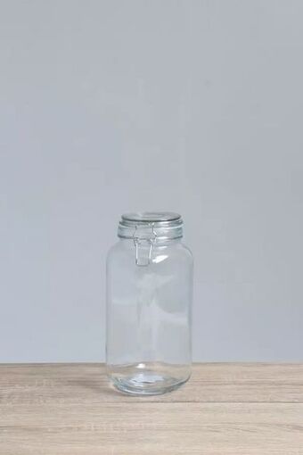 Clip lock storage jar