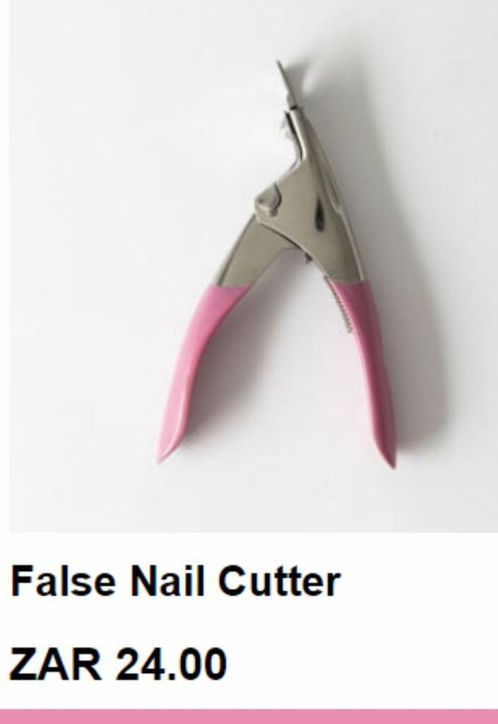 False nail cutter offer at Signature Cosmetics