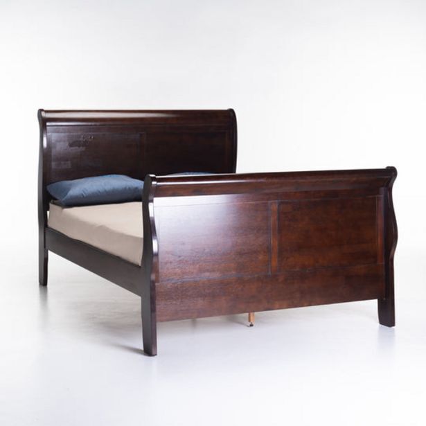 Louise bed offer at Decofurn