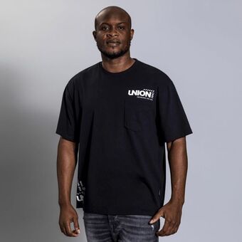 Union oversized branded pocket black tee