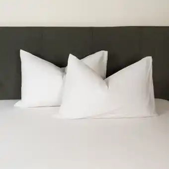 Whitehouse T-shirt essentials pillowcase pair white offer